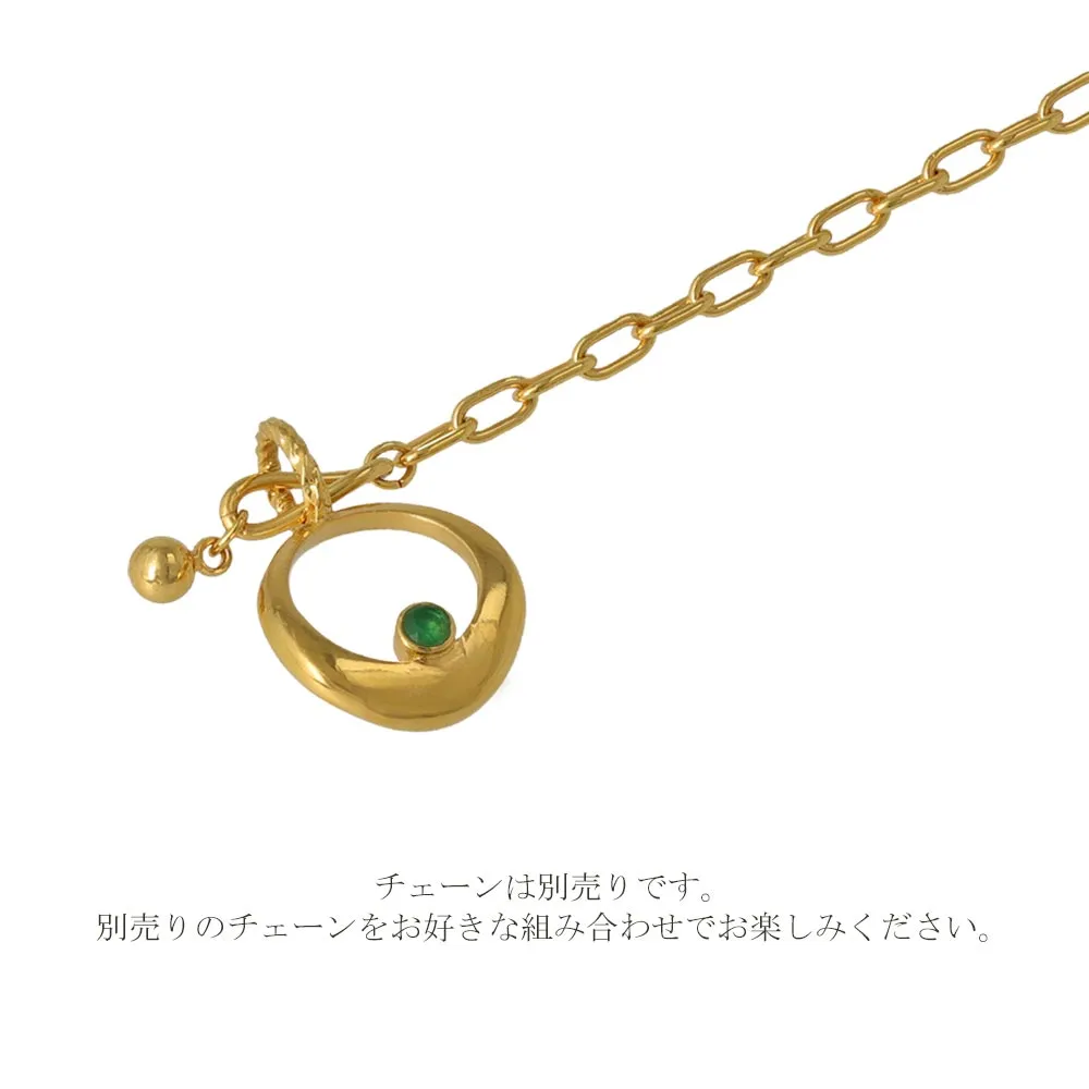 Gold Tone Circle Necklace Charm